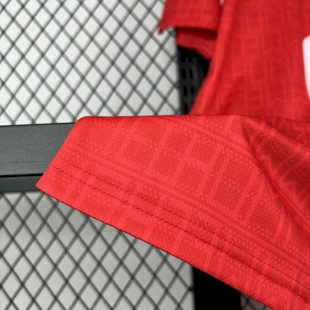 422405abda79977dd774ee30.webp 1990 Retro Benfica Home Jersey - Image 5