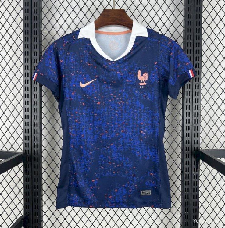 8517a19dd3090c772d58a5e2.jpg 2025 France Home Women Jersey - Image 1
