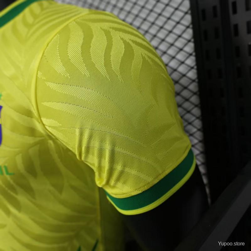 870ed4260a4f6c3f.jpg Player Version 2025 Brazil Yellow with Green Animal Pattern Jersey - Image 9
