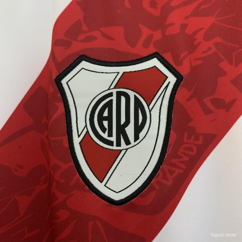 dde48f95fd3507c1.jpg 13/14 Retro River Plate Home Jersey - Image 3