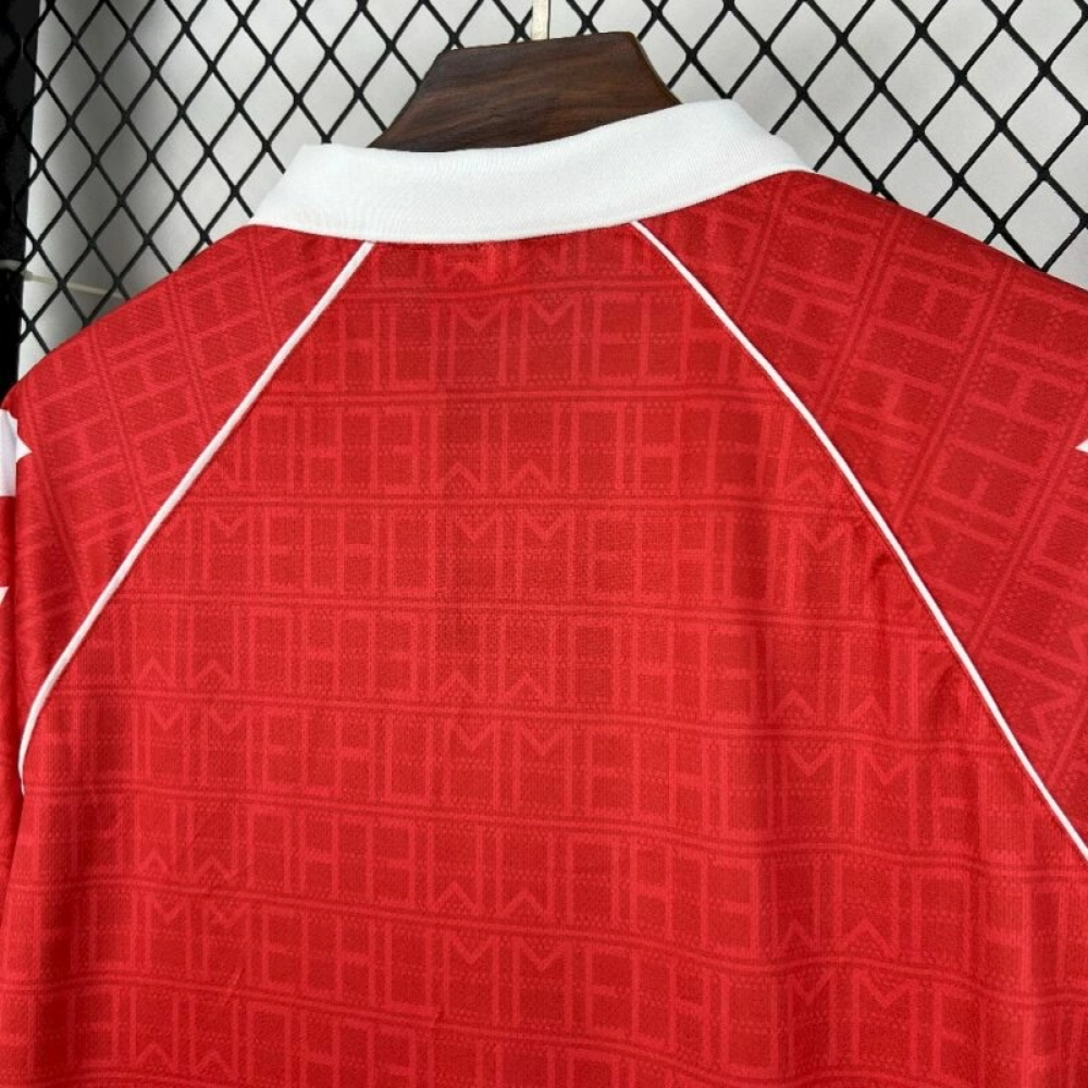 f8312f3ecbbfdcd390c2edf2.webp 1990 Retro Benfica Home Jersey - Image 4