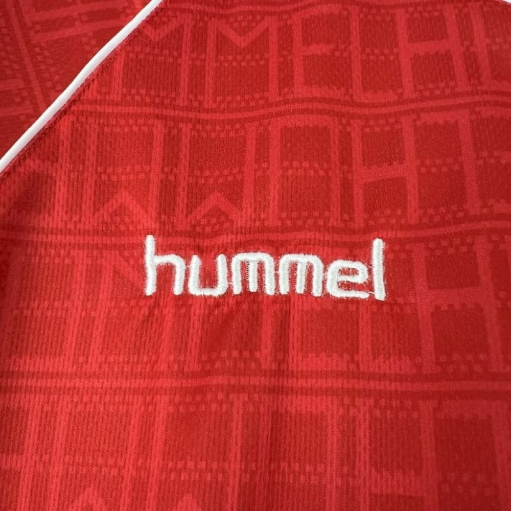 fb71d5accf8d1b0e057c33d9.webp 1990 Retro Benfica Home Jersey - Image 7