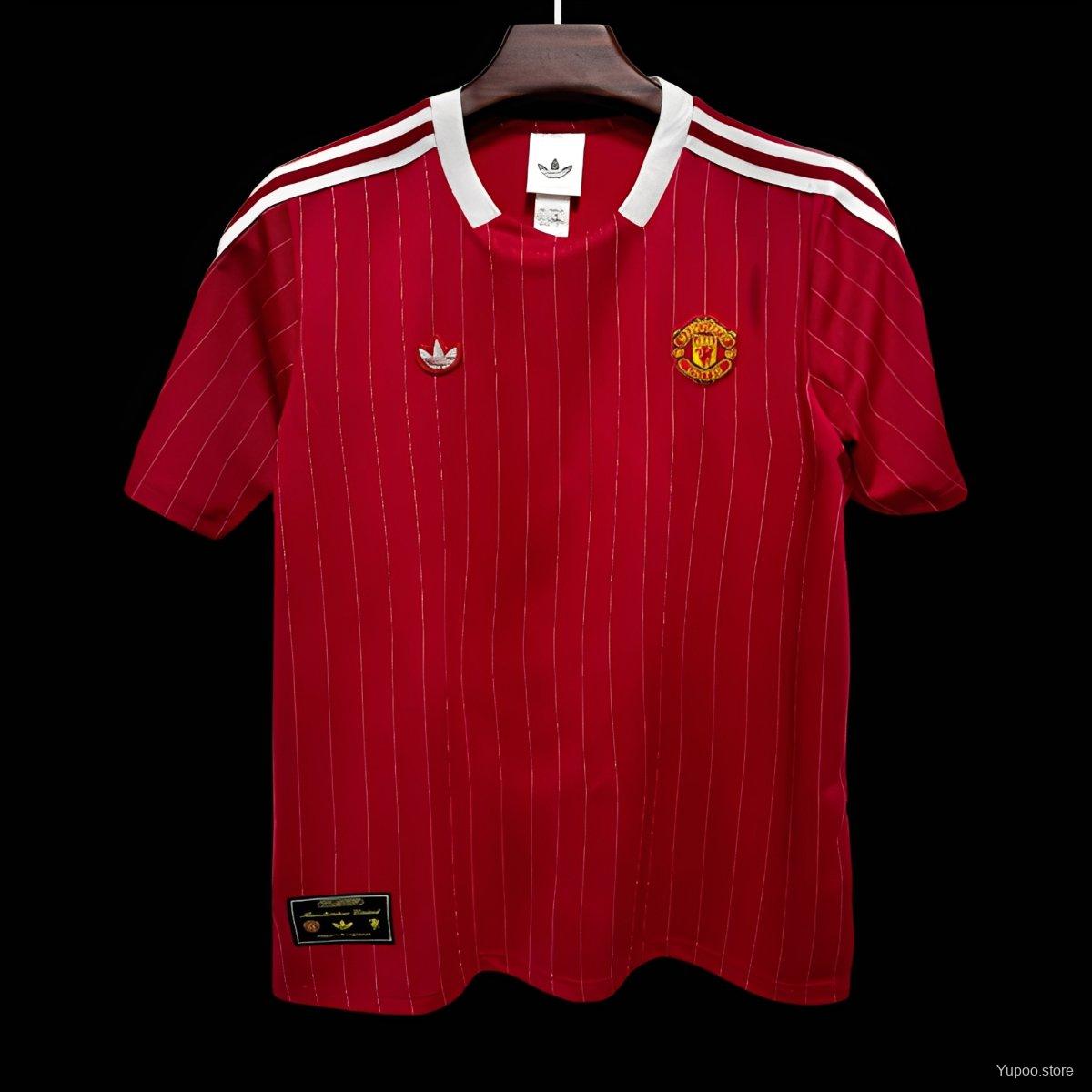 57d11555c105efaa7a8c17ad.jpg 25/26 Manchester United Adidas Original Terrace Icons Wine Jersey - Image 3
