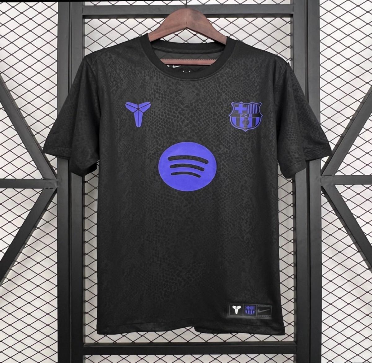 5cb0b68643733f3b59c15373.jpg 2025/26 Barcelona X Kobe Bryant Pre-Match Away Jersey - Image 1