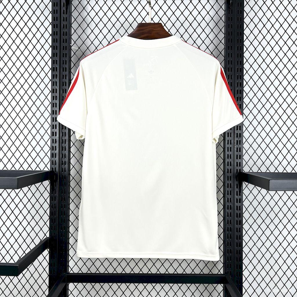 693ac7733d9c02f4.jpg 2025/26 Olympique Lyonnais Anniversary Edition Jersey - Image 3