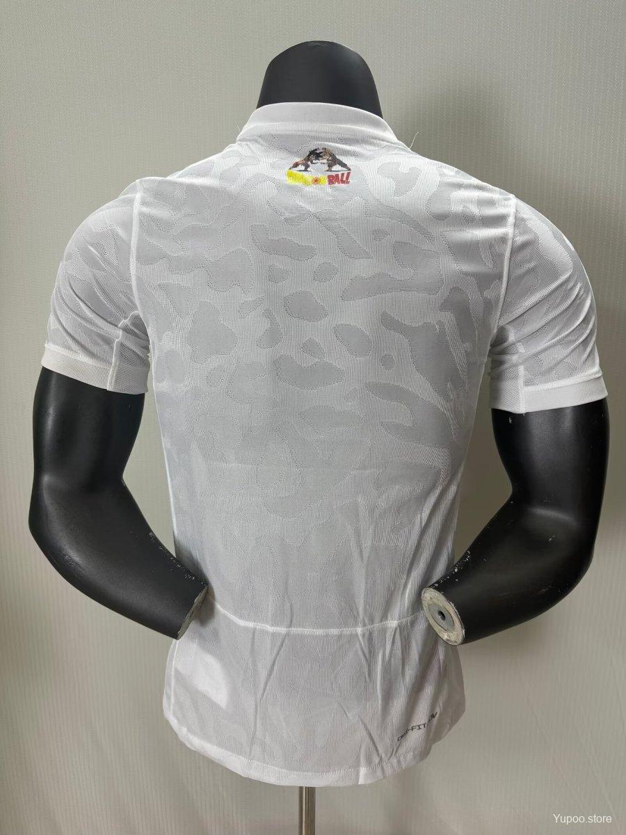 6a39afc7de515f8dd7a4473f.jpg Player Version 25/26 PSG x Dragon Ball White Special Jersey - Image 5