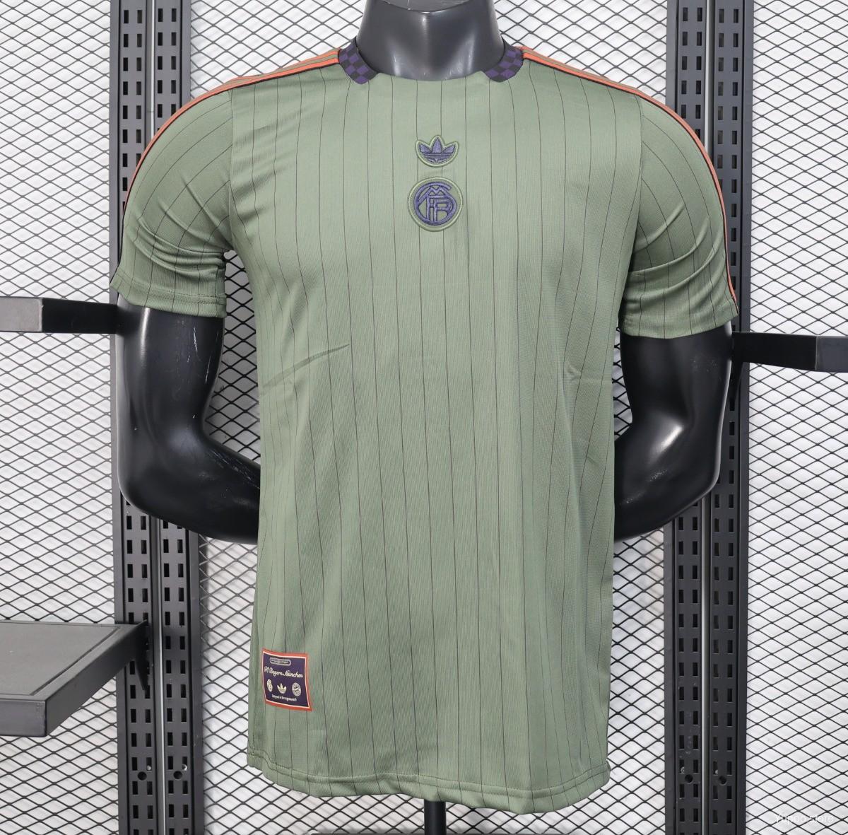 aaab7755353fe9a092d13e0e.jpg Player Version 25/26 Bayern Munich Grass Green Casual Jersey - Image 1