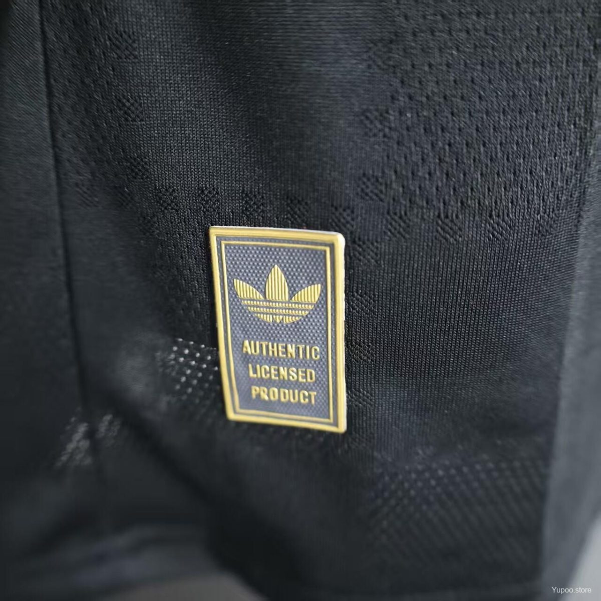 Player Version 25/26 Bayern Munich Oktoberfest Black Jersey - Image 9