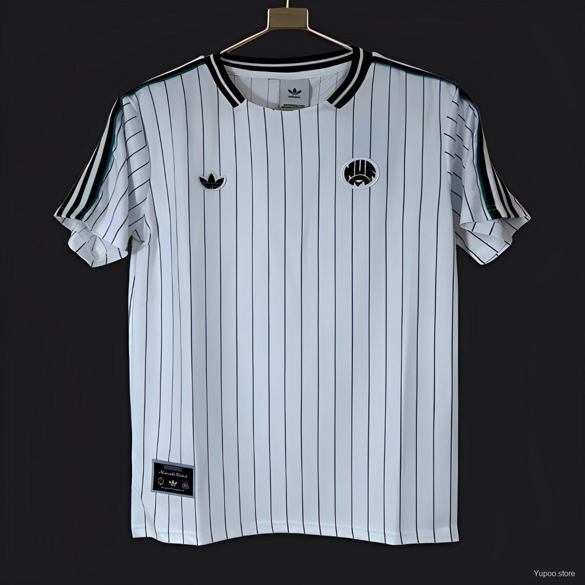 bb7c897c8305375f637e5822.jpg 25/26 Newcastle United Adidas Original White Terrace Icons Jersey - Image 1