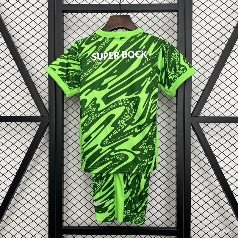 e2fc6532440a8a9e.jpg 25/26 Kids Sporting Lisbon Goalkeeper Green Jersey - Image 4