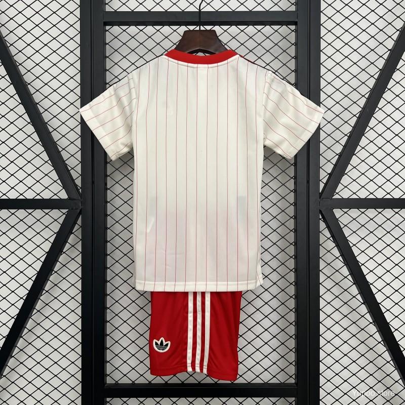 f49b7299f274f35b.jpg 2025/26 KIds Benfica Benfica X Adidas Originals SL Jersey - Image 12