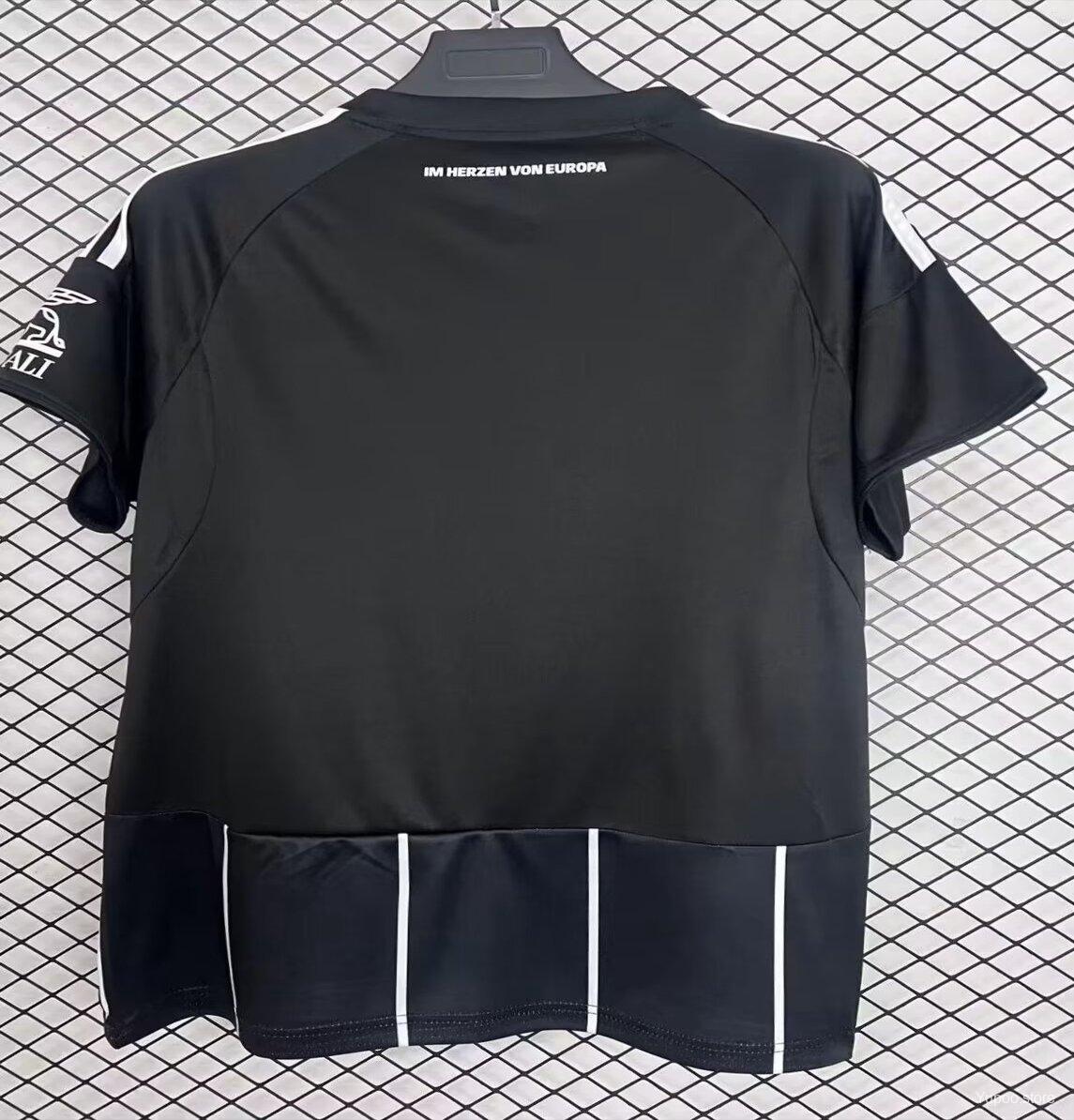 fc4cdefa351e93fd41b45580.jpg 25/26 Eintracht Frankfurt Champions League Black Jersey - Image 4
